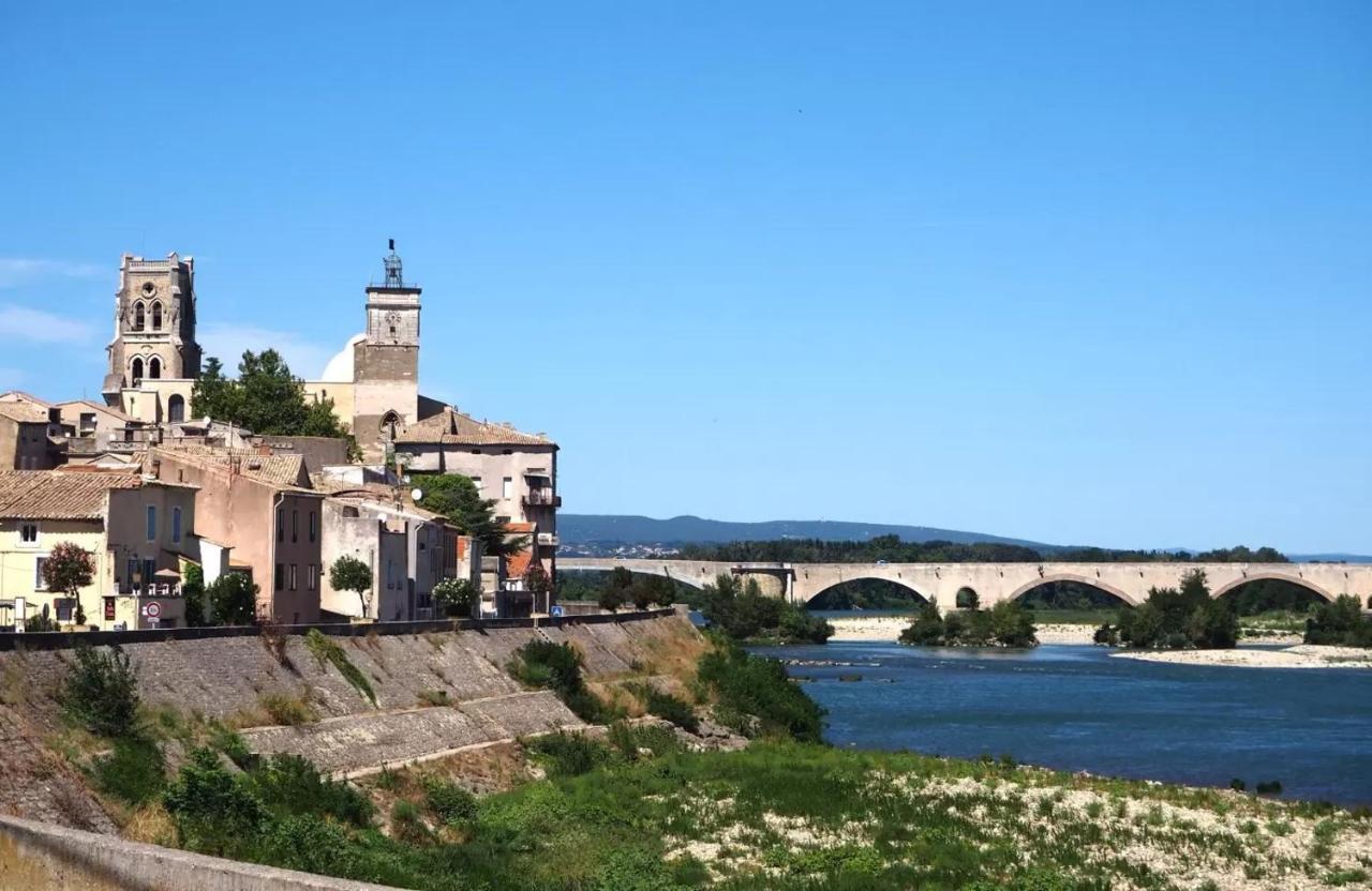彭特·圣特斯普利特L'Ardeche En Provence Avec Jardin Ombrage别墅 外观 照片